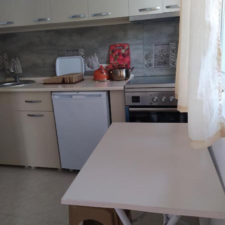 Emzari'S Apartment Kobuleti Esterno foto