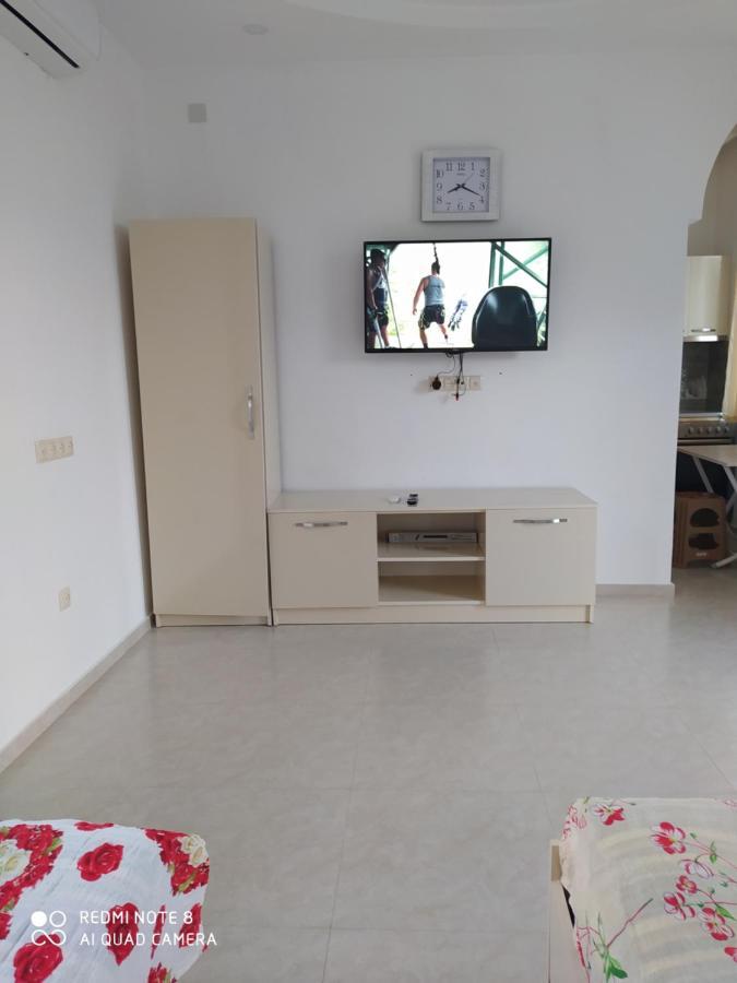 Emzari'S Apartment Kobuleti Esterno foto
