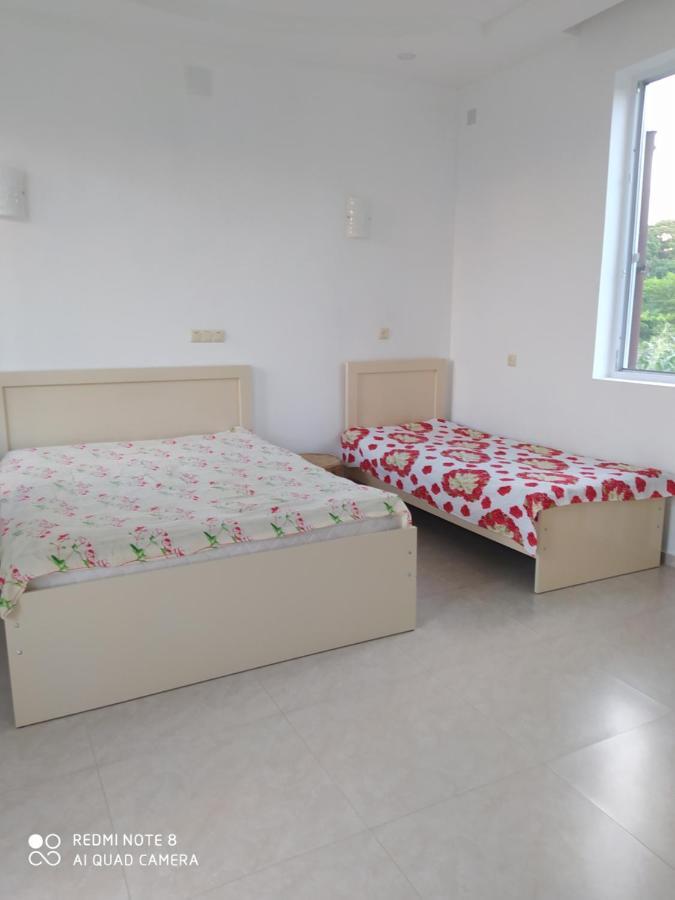 Emzari'S Apartment Kobuleti Esterno foto